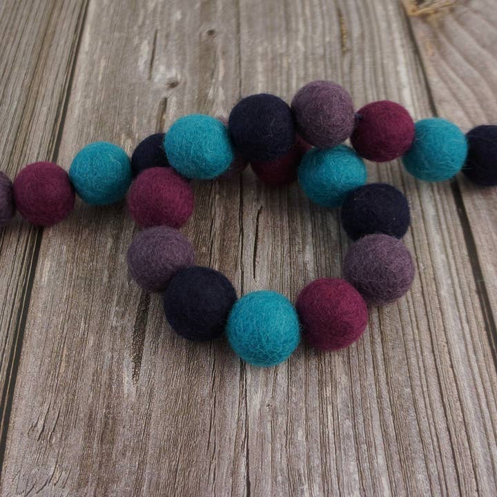 AKUKU - Wholesale Bunting/garland - Pom Pom Garland. Eid Mubarak. Eid Decoration. Ramadan Decoration. Felt Balls Garland. Felt Pompom Garland. Ramadan Decor