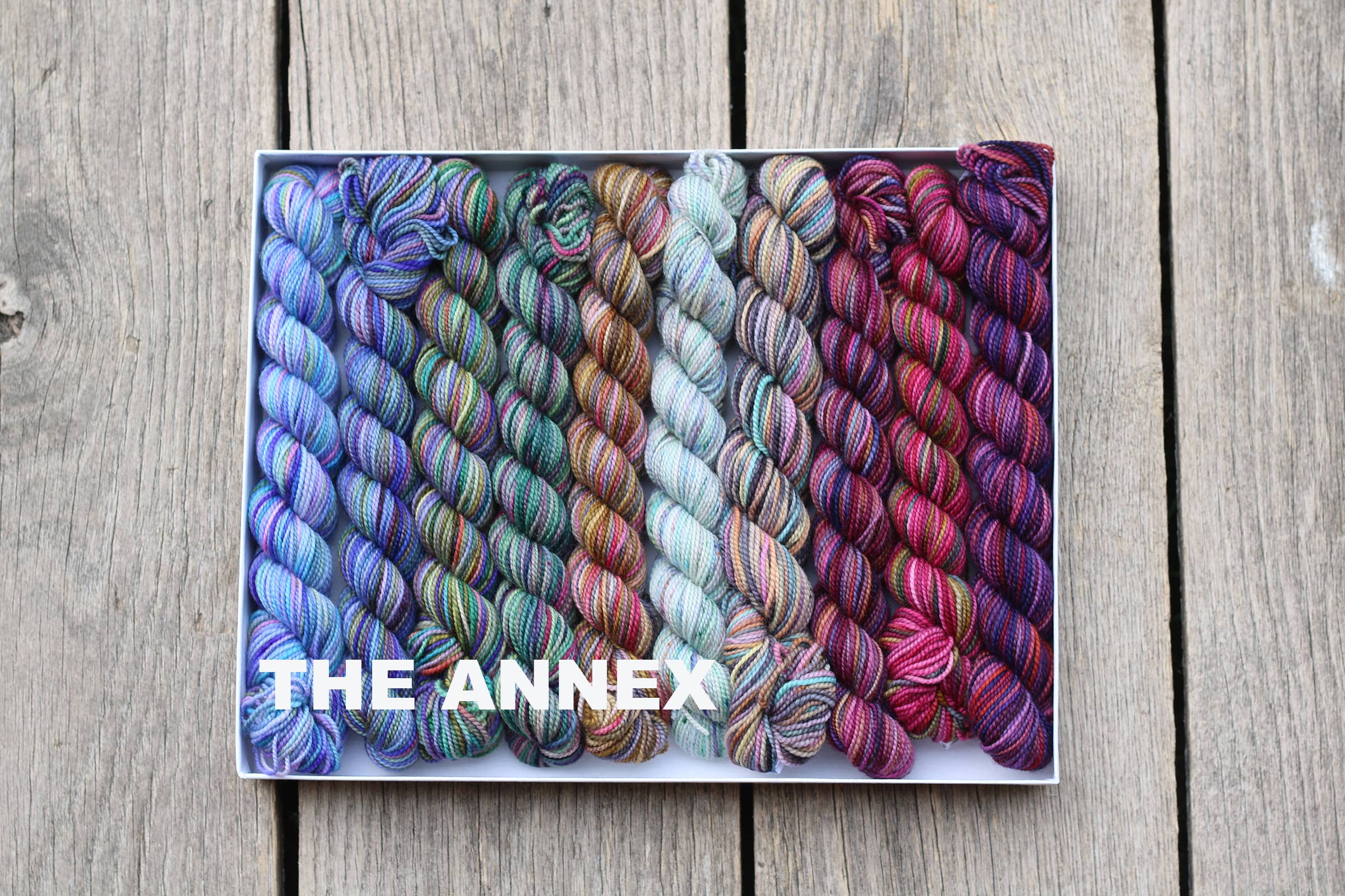 Koigu Wool Designs - Vente Fils à tricoter - Coffret de laine Koigu Pencil Box groupe 128