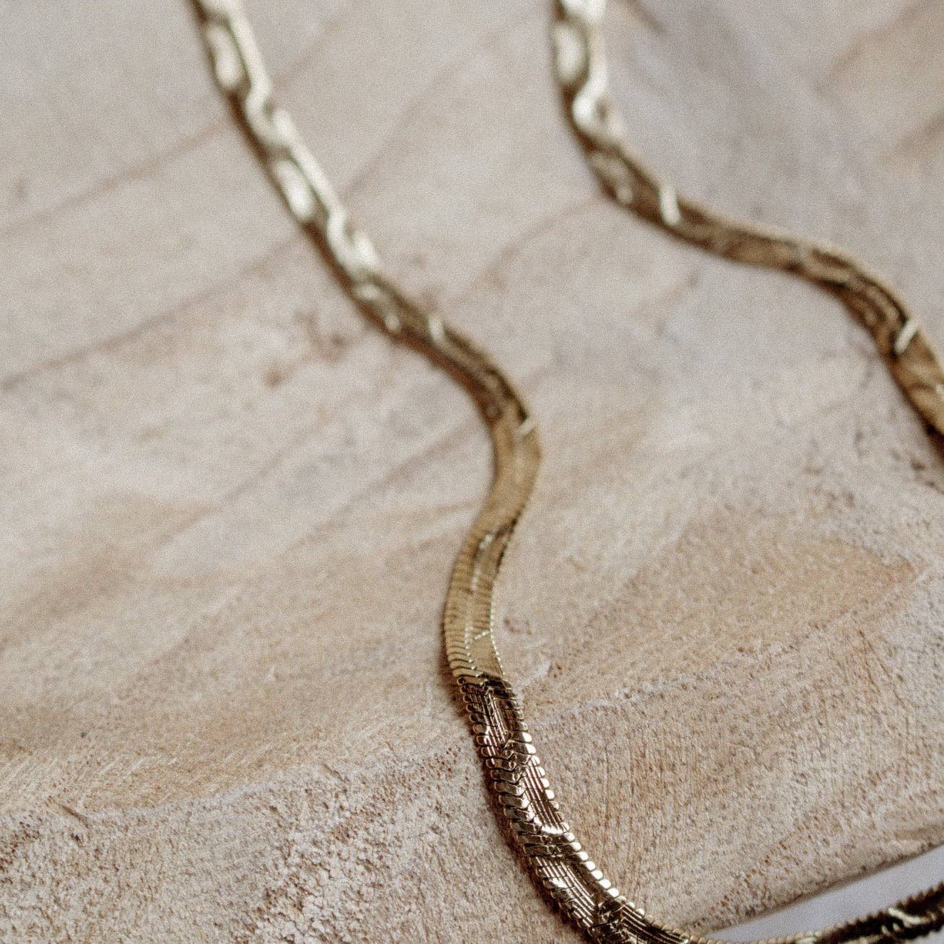 Black Sheep Jewelry – Colar de elos e correntes por atacado – colar margot3