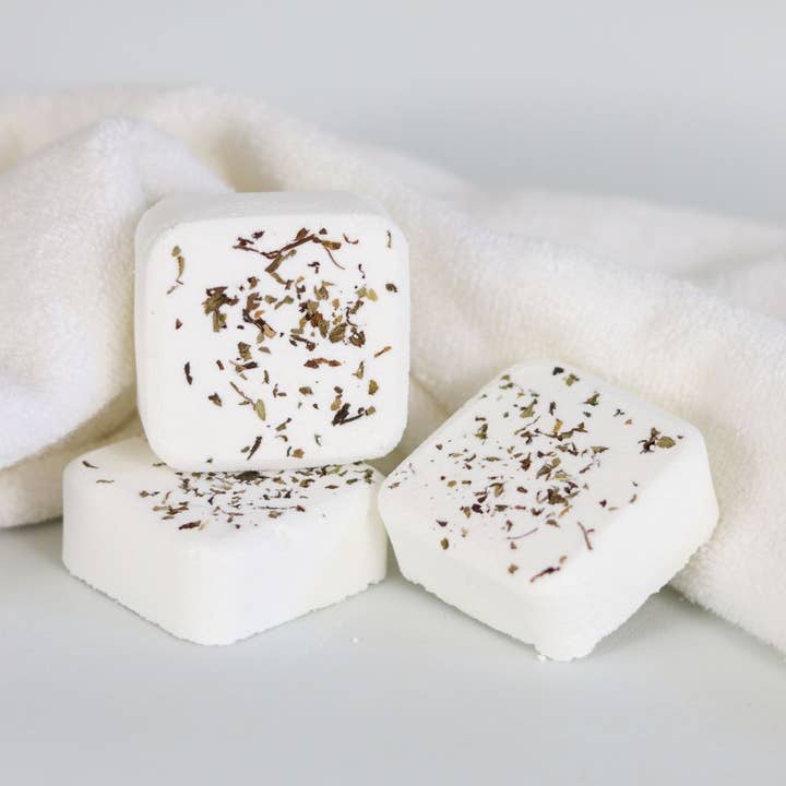 Vapeurs de douche pour la vente par Serenity Soaps