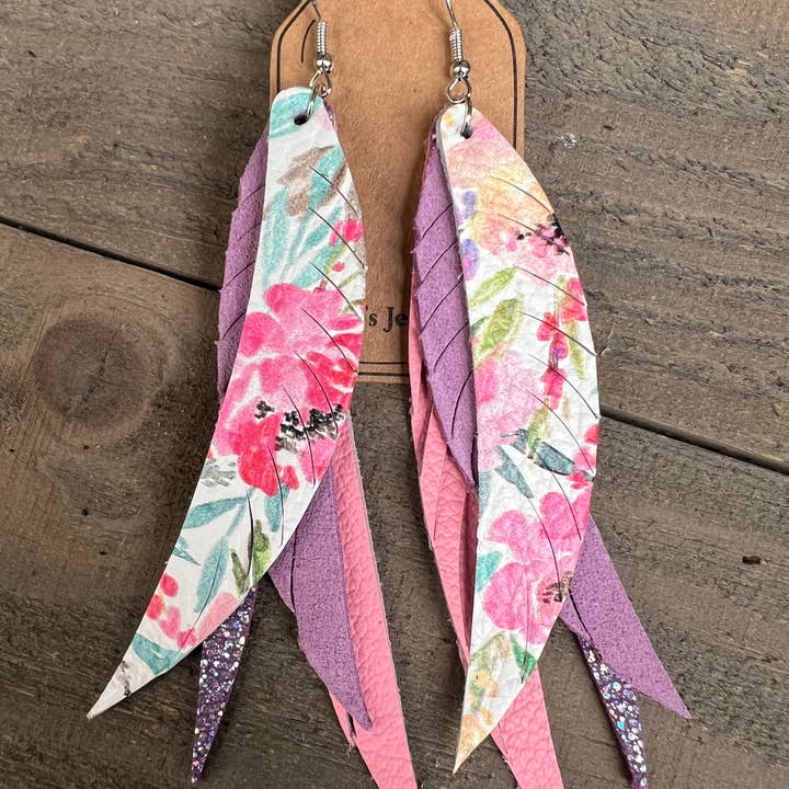 Jill's Jewels - Wholesale Dangle earrings - PINK FLORAL BOHO FRINGE FEATHER LEATHER EARRINGS1