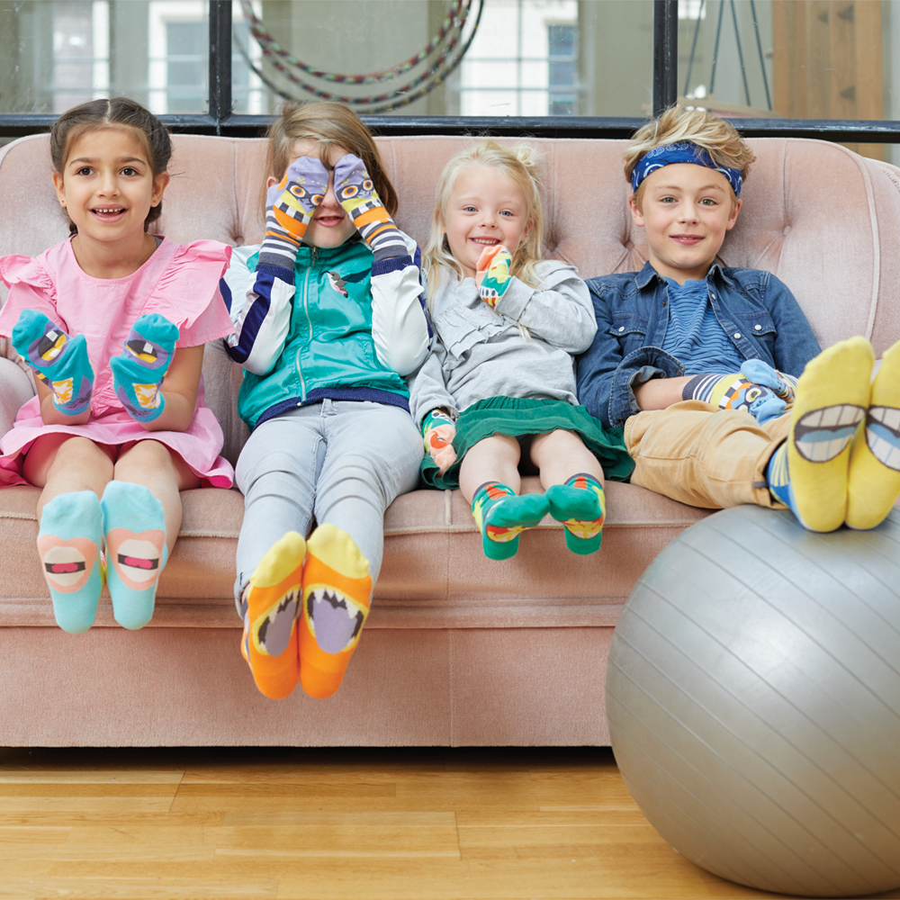 WALKYTALKIES - Wholesale Speelgoedset - Kinderen - Medieval Time thema pakket met 48 paar WALKYTALKIES sokken en gratis kartonnen toonbankdisplay18