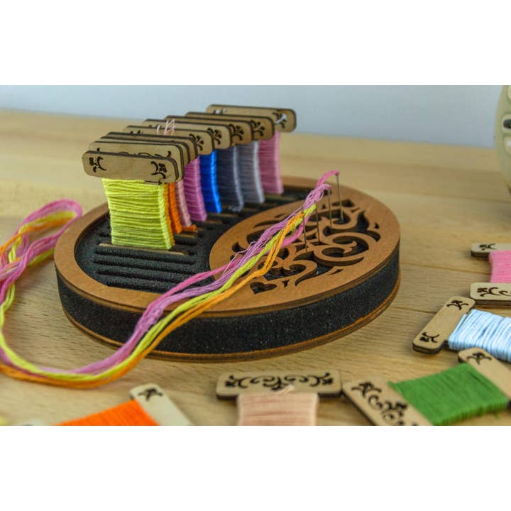 Embroidery craft - Wholesale Craft Supplies - PB-018-img-3 Foam stand for wooden, acrylic and other bobbins (spools) thickness 3mm4