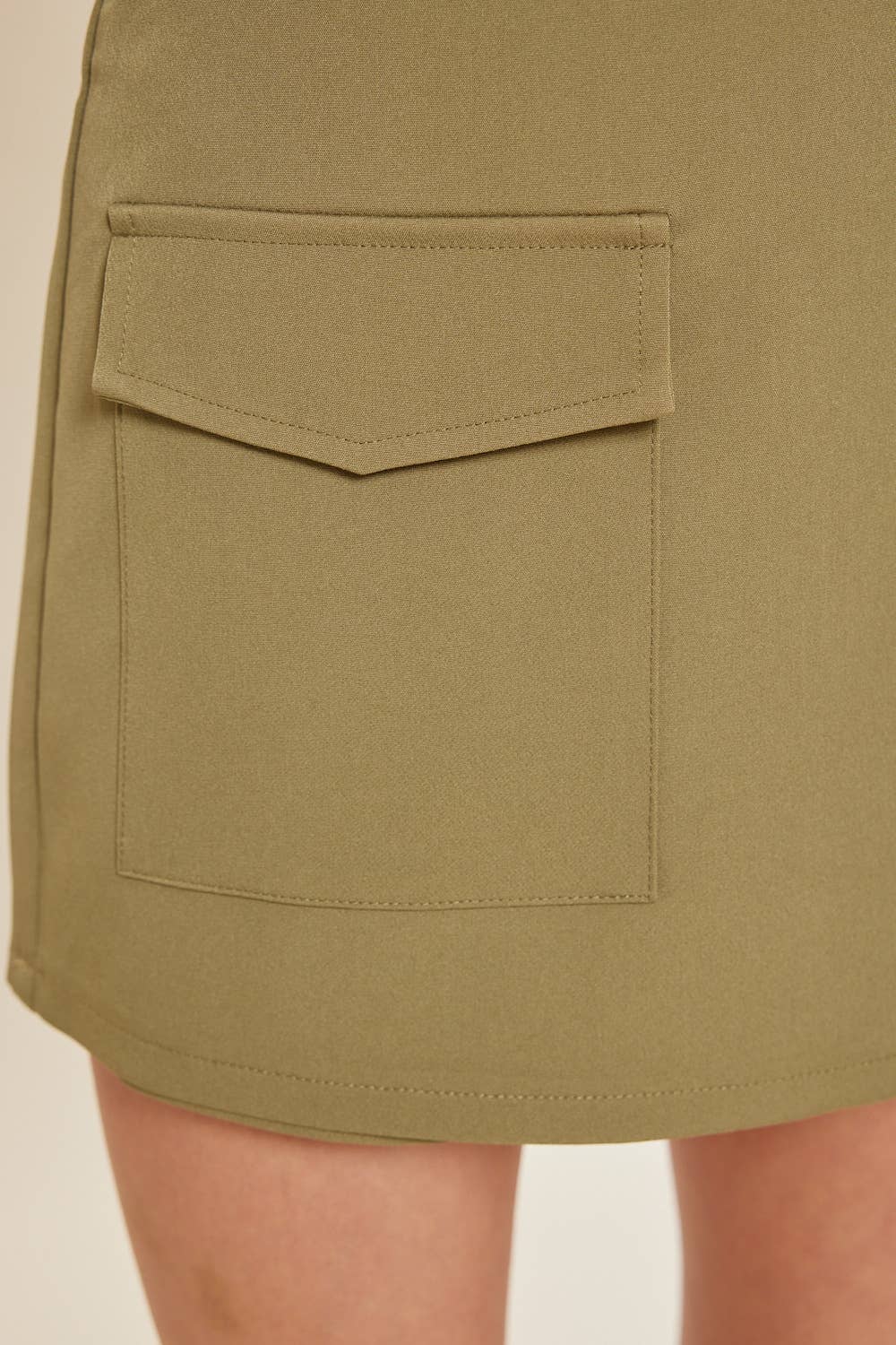 idem ditto - Wholesale Skirt - Women's - CLASSIC WRAP MINI SKIRT WITH ATTACHED BELT BUCKLE9
