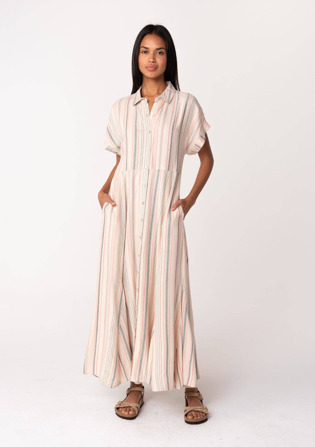 Naturel/Sauge Robe longue rayée à manches courtes et col en vente sur Faire3