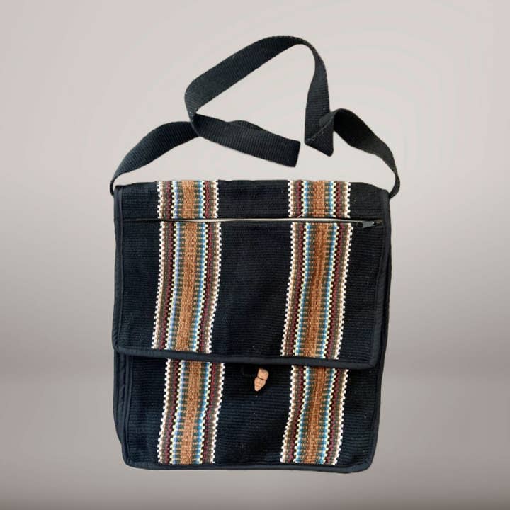 SoulGives Company – wholesale Messenger Bag – Women’s – Messenger Bag6