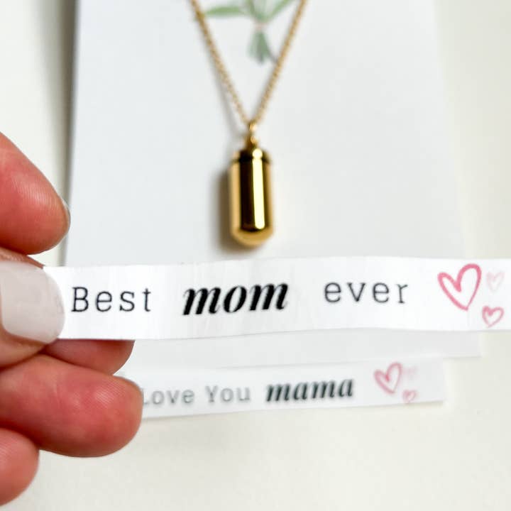 BLUE FEATHER BY PAT - Wholesale Pendant/Charm Necklace - Capsule necklace: Love You Mom 💖 | Mothers day gifts