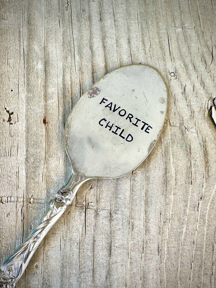 HIJO FAVORITO - Marcador de Jardín para venta al por mayor de Pumpernickel and Wry