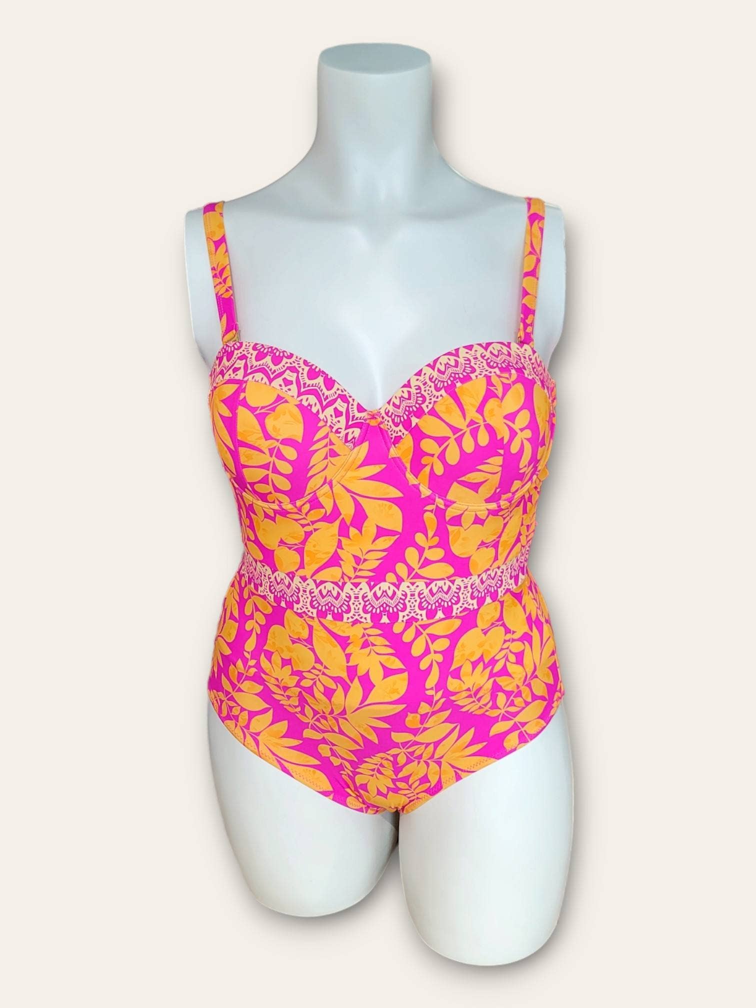 C'MELODIE - Wholesale One Piece Swimsuit - Women's - Plus Size - Timeless Swimsuit6