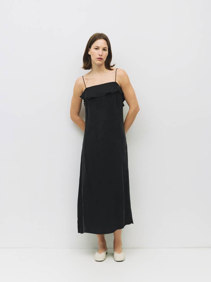 MOD REF - Venta al por mayor Vestido - Mujer - El Vestido Zaire | Vestido Maxi con Volantes de Modal