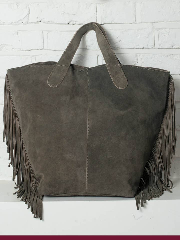 Vancouver Suède Tas - Olijf voor wholesale door NOOKI DESIGN LTD