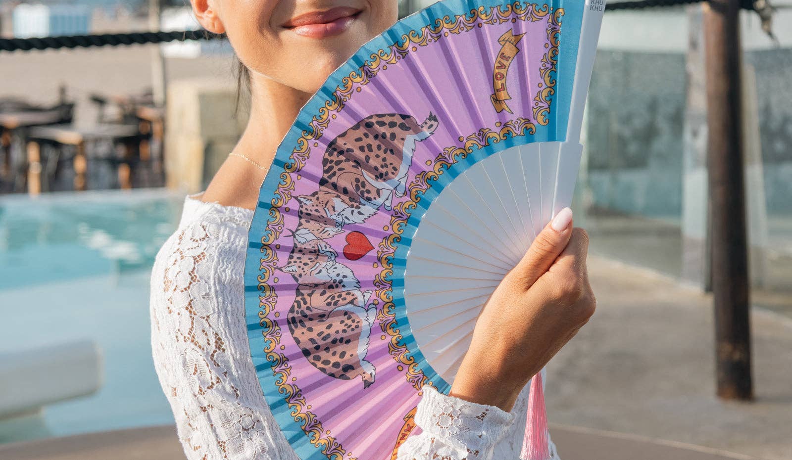 Khu Khu – Großhandel Handfächer – Love Lynxes Handfächer1