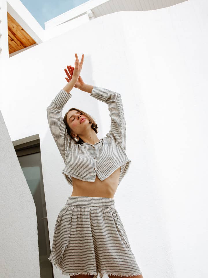 Randiga Lyocell minishorts för wholesale av IKIKIZ ONLINE