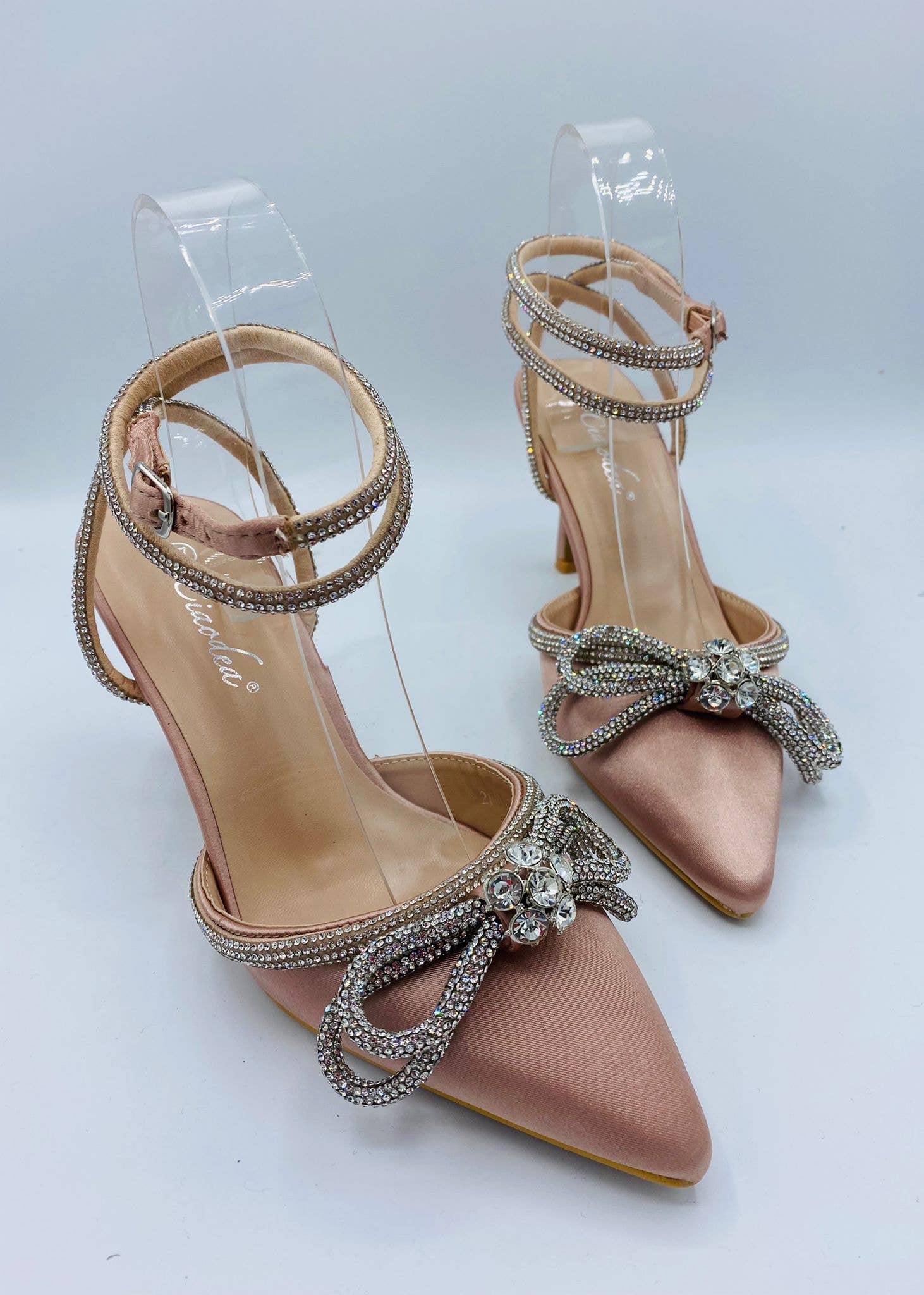 Vera Shop – Salto alto - Mulher por atacado – Sapato scarpin com joias2