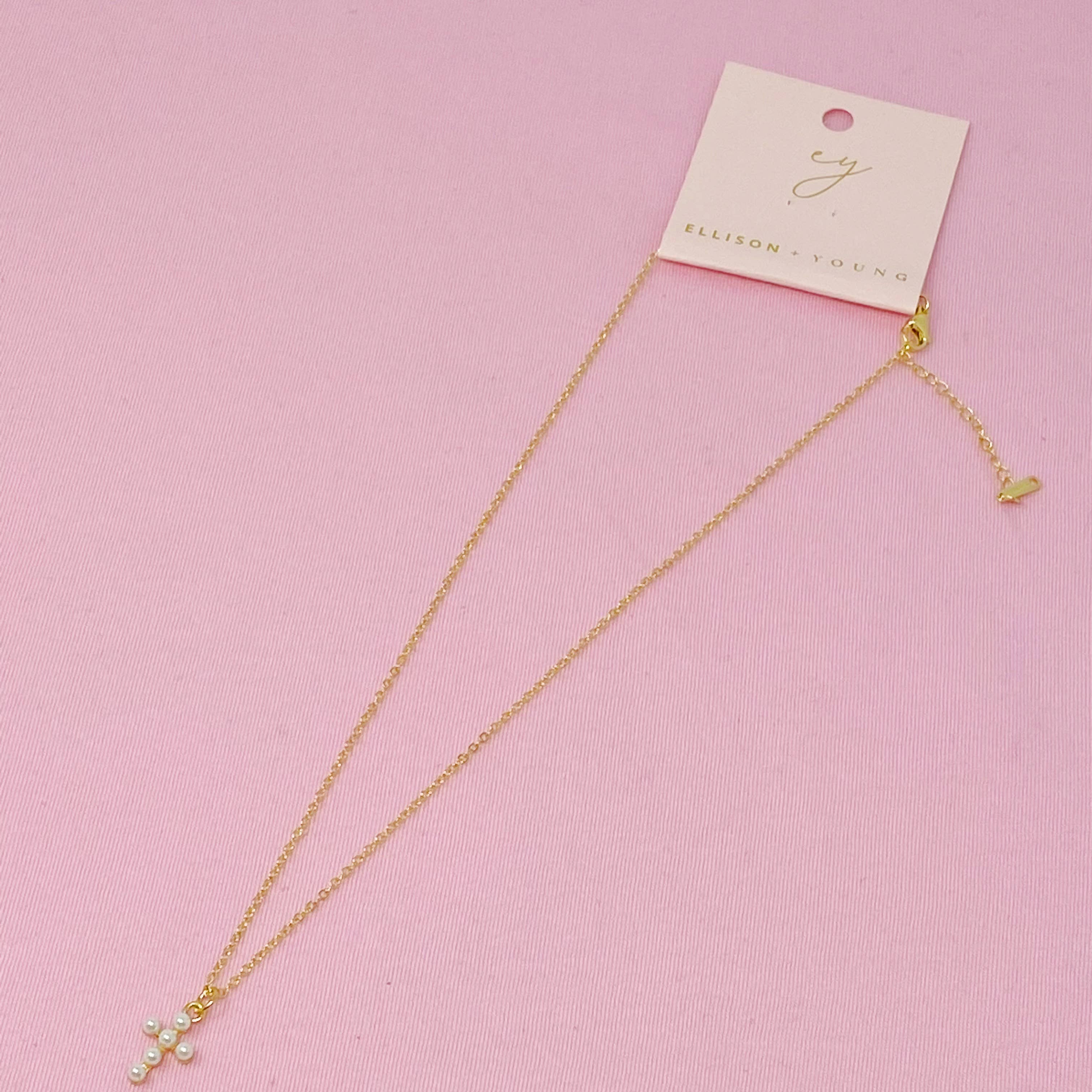 Ellison+Young - Wholesale Halskettinghanger - Shell Pearl Cross ketting4