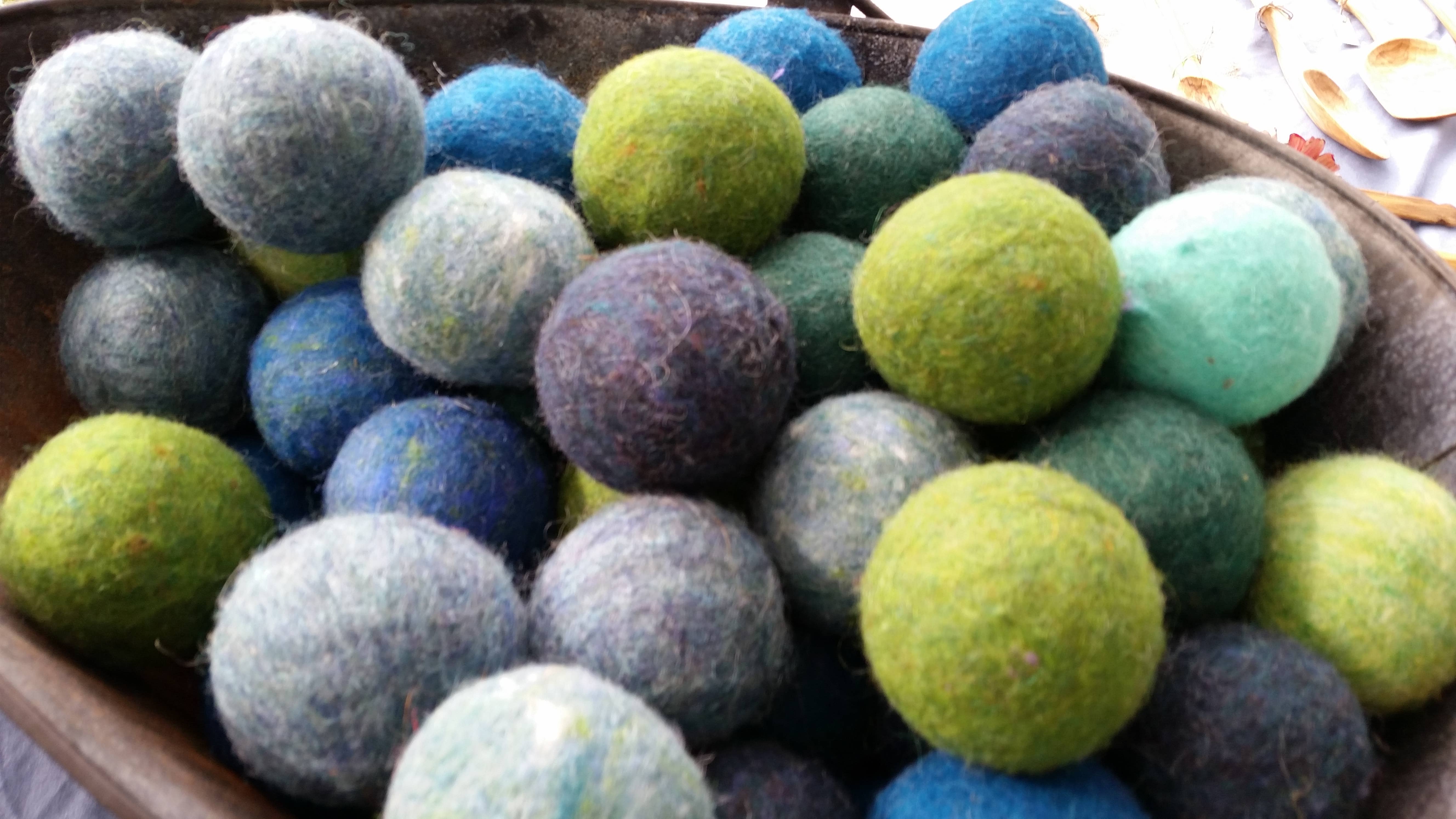 Bog Berry Dryer Balls - Wholesale Dryer Balls - Trees and Seas - Set of 6 Wool Dryer Balls zero waste2