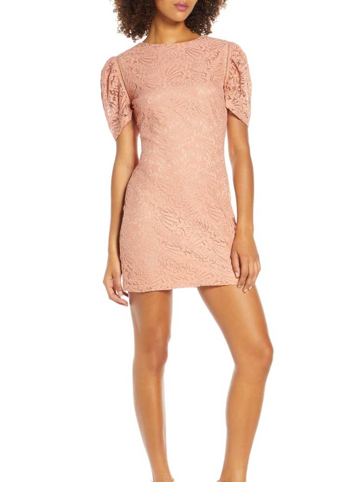 Angelique Minikleid mit Spitze für den Großhandel von NSR