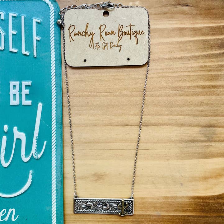 Pendentif barre de cactus de l'Ouest pour la vente par Ranchy Roan Boutique