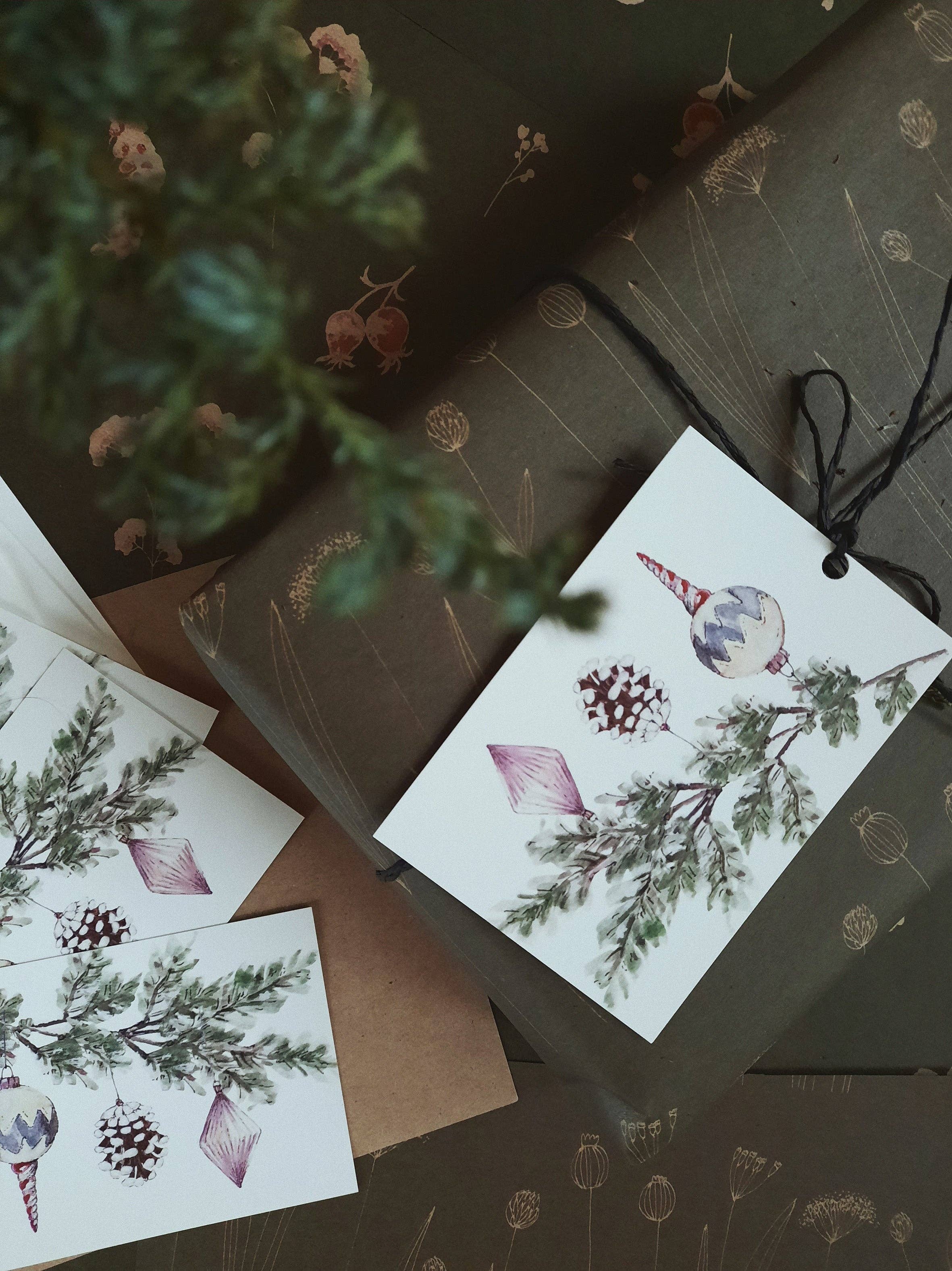 MyDesignPictures – wholesale Flat wrap – Graphical Floral Kraft Wrapping Paper4