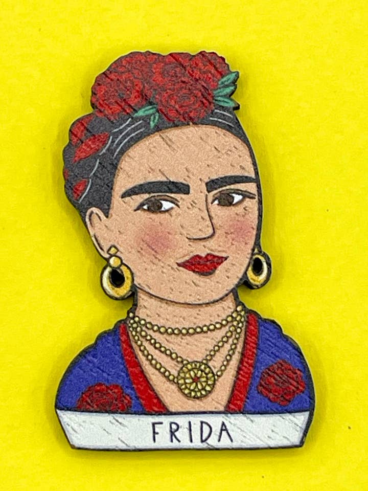 Épingle/broche en bois Frida Kahlo Iconic Artist pour la vente par Su Owen