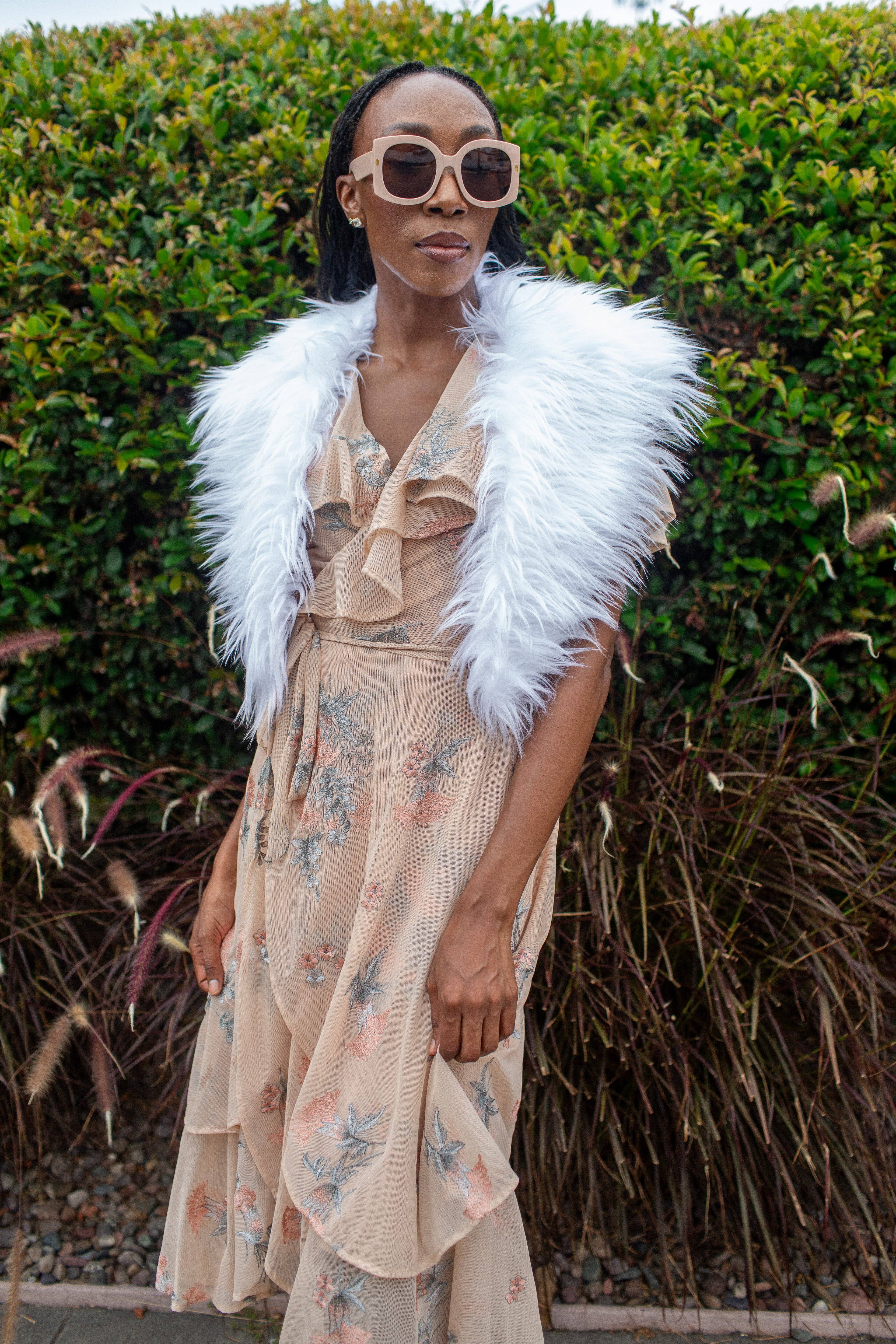 Jennafer Grace - Venta al por mayor Chal - Mujer - Penny Blanc - Collar de piel sintética2