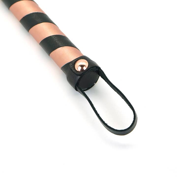 Liebe Seele – Engroshandel Sexlegetøj – Rose Gold Memory - Læder Flogger Whip3