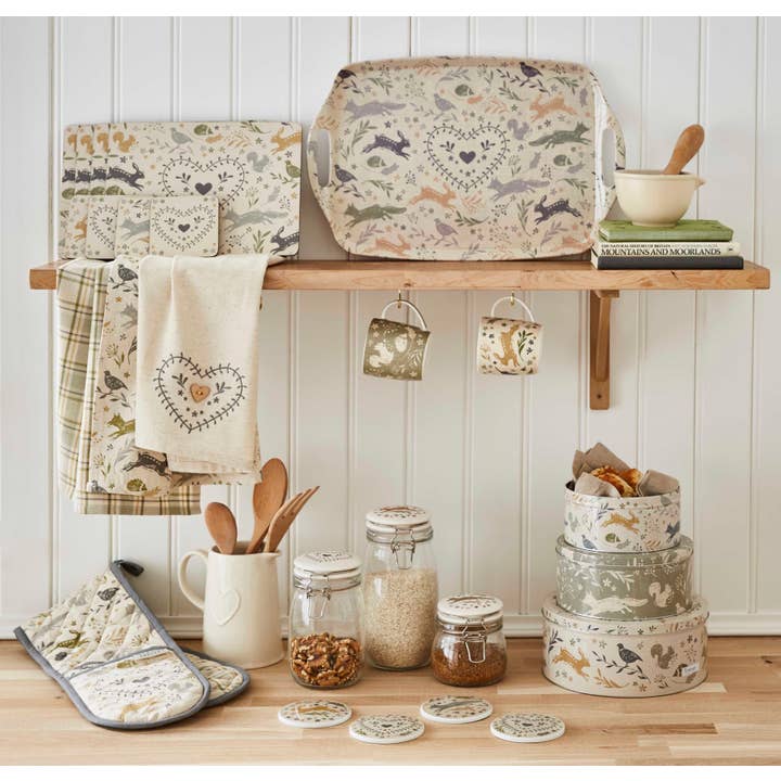 Natural Pepper Shaker Woodland for wholesale on Faire2