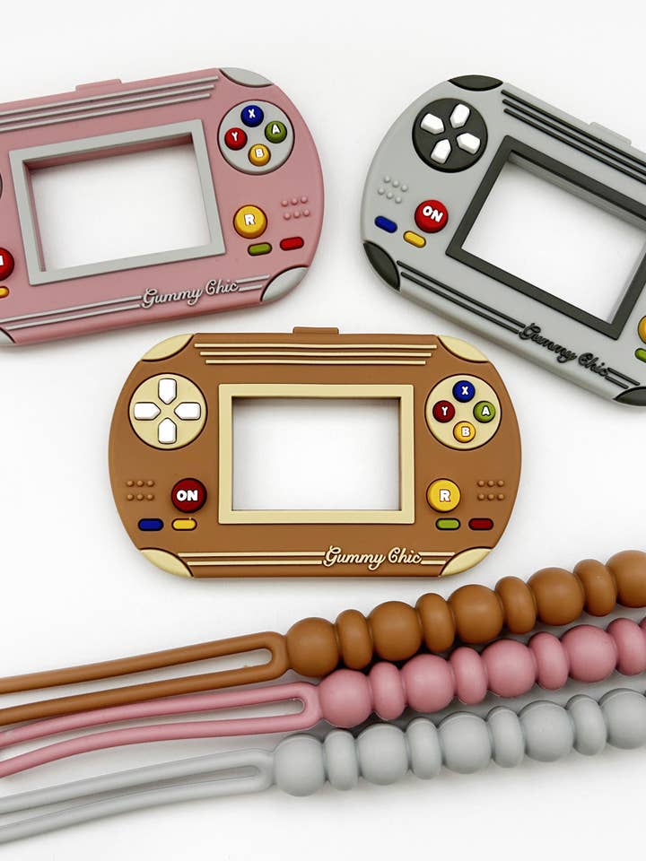 Retro videogame siliconen bijtring met clip voor wholesale door Gummy Chic