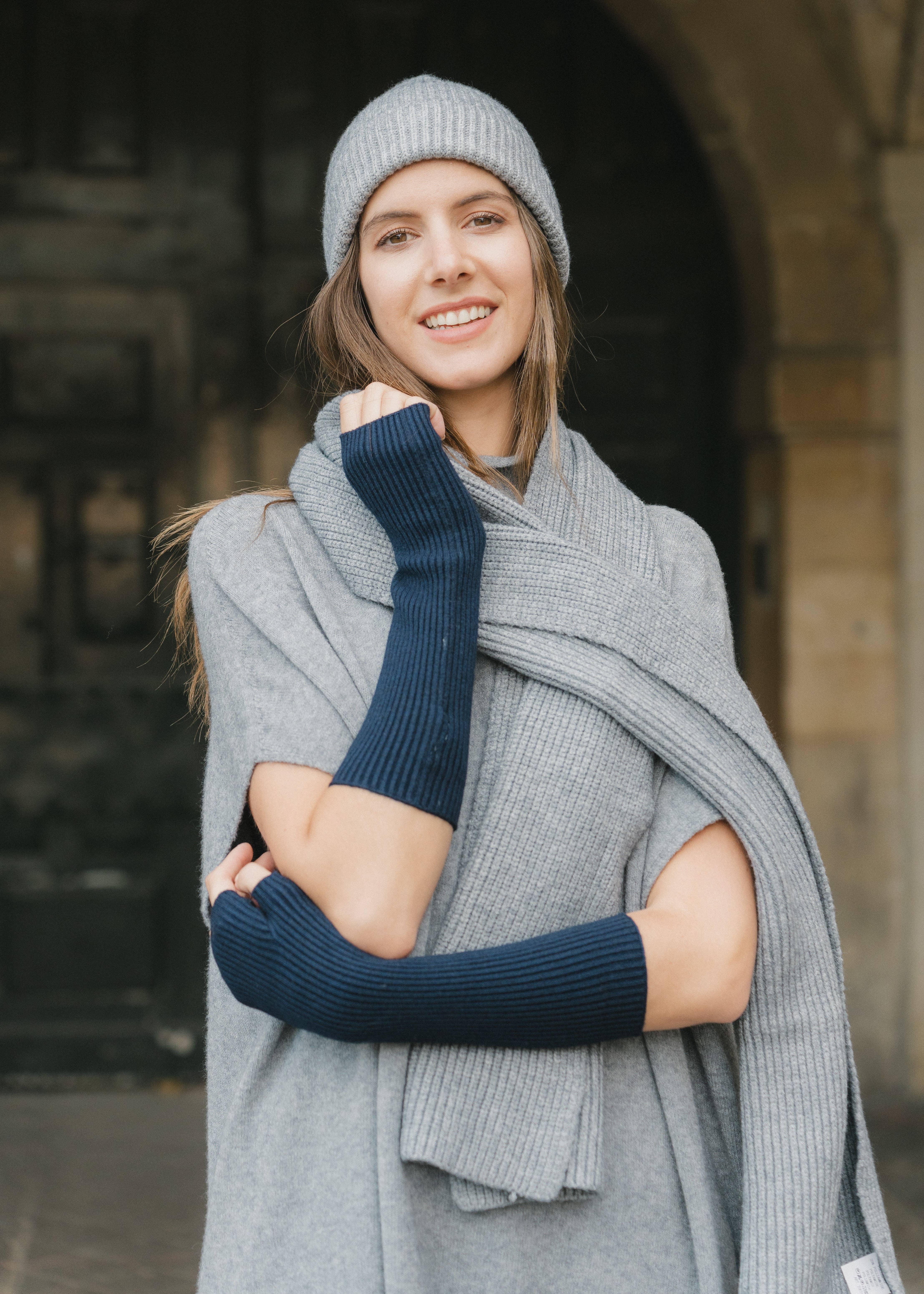 JULIA PARIS – Engroshandel Tørklæde - Dame – Ensfarvet strikket tørklæde0