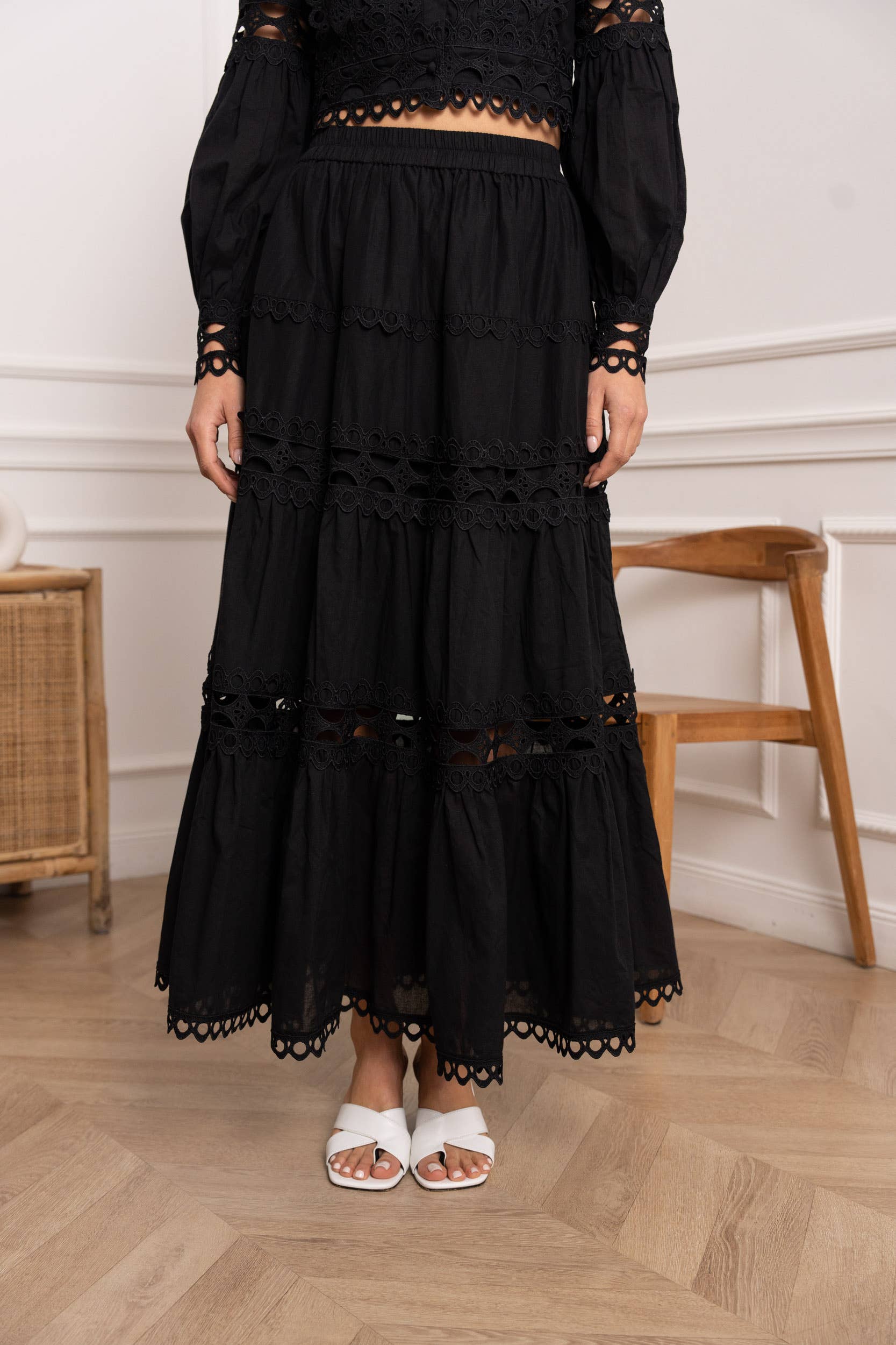 CHOKLATE PARIS (US No duties) - Venta al por mayor Conjuntos de top y falda - Mujer - Conjunto de camisa crop y falda de algodón calado Ellie - 81013 & 810157