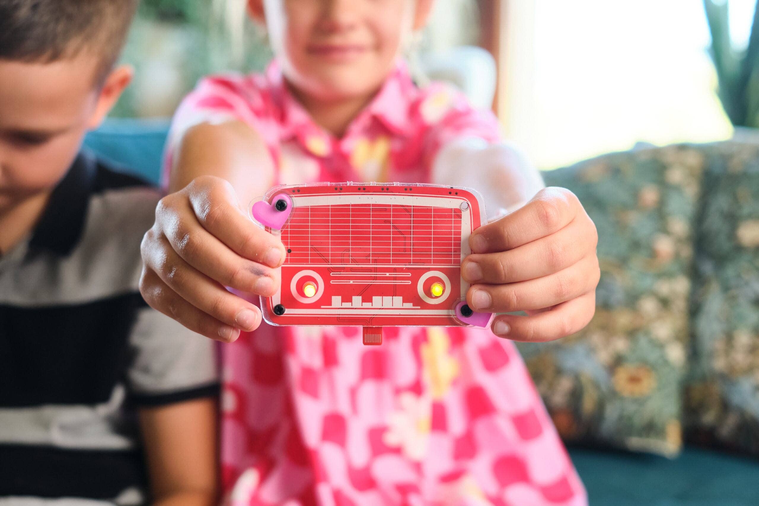 CircuitMess USA - Wholesale DIY Craft Kit - Kids - Wacky Robot Hertz - DIY Mini Robot5