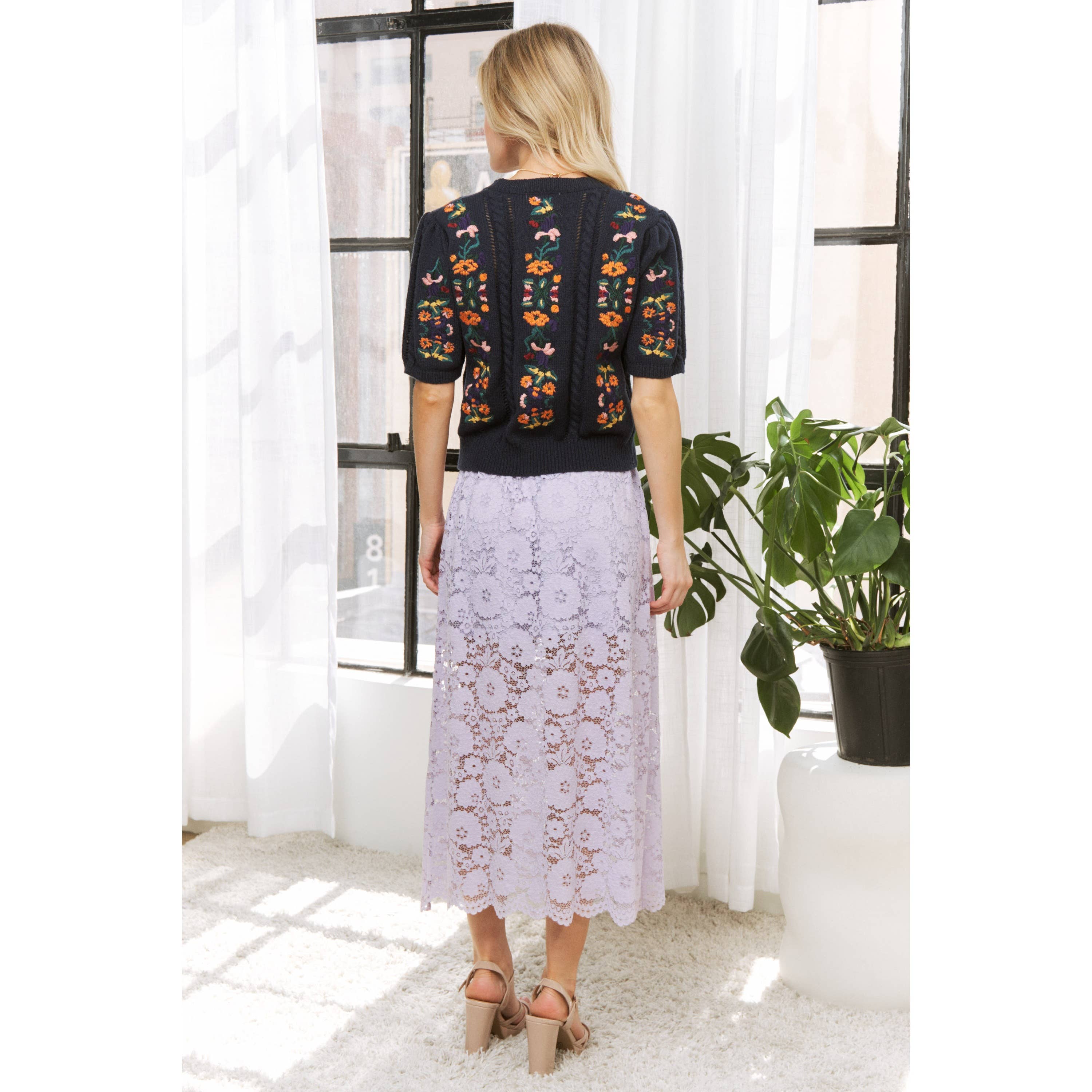 Sweet Generis - Wholesale Knit Sweater - Women's - CUTE FLORAL EMBROIDERY CASUAL PULLOVER SWEATER39