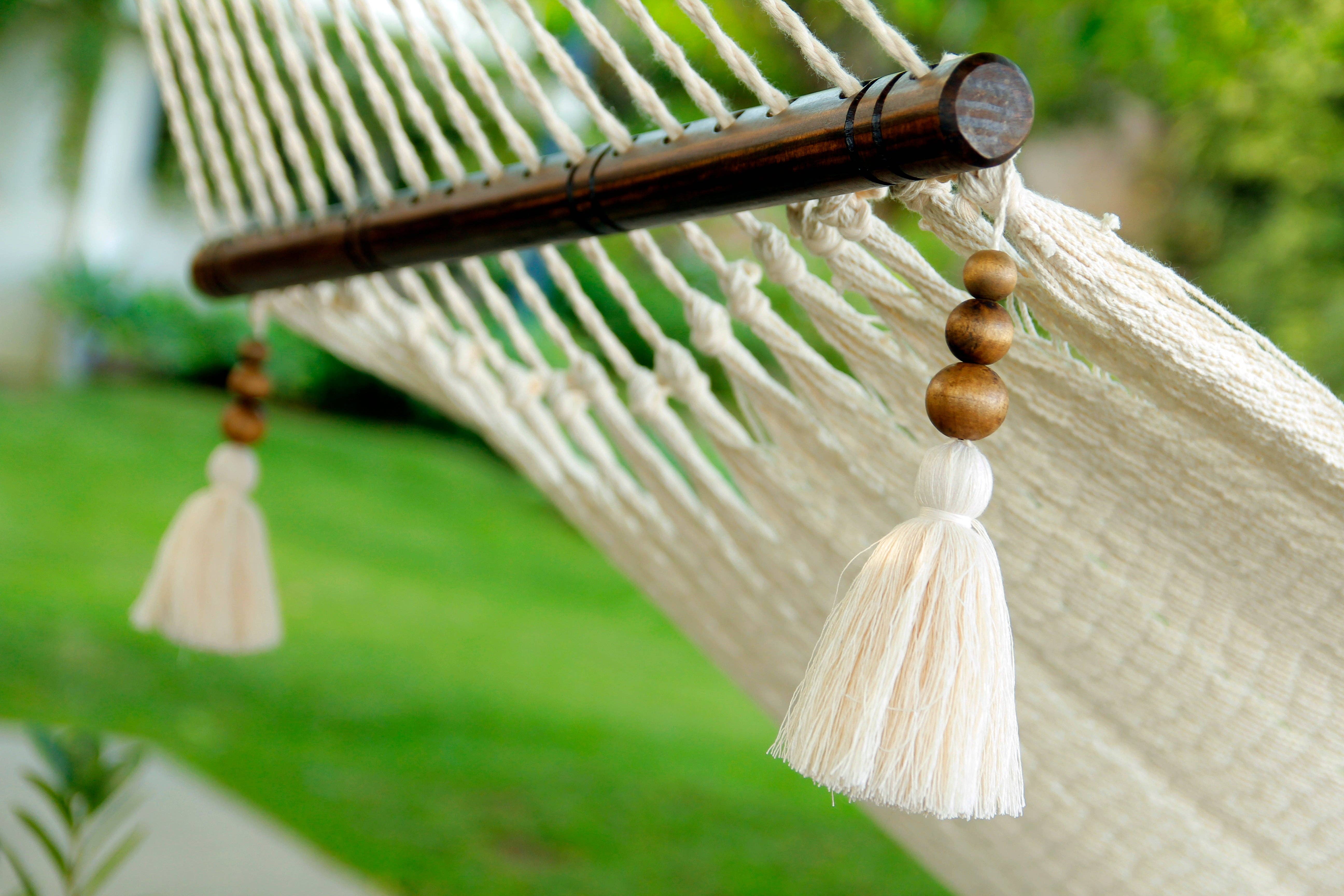 Limbo Imports Hammocks - Wholesale Hammock - Artisan Woven White Hammock With Wood Spreader - Best-seller5