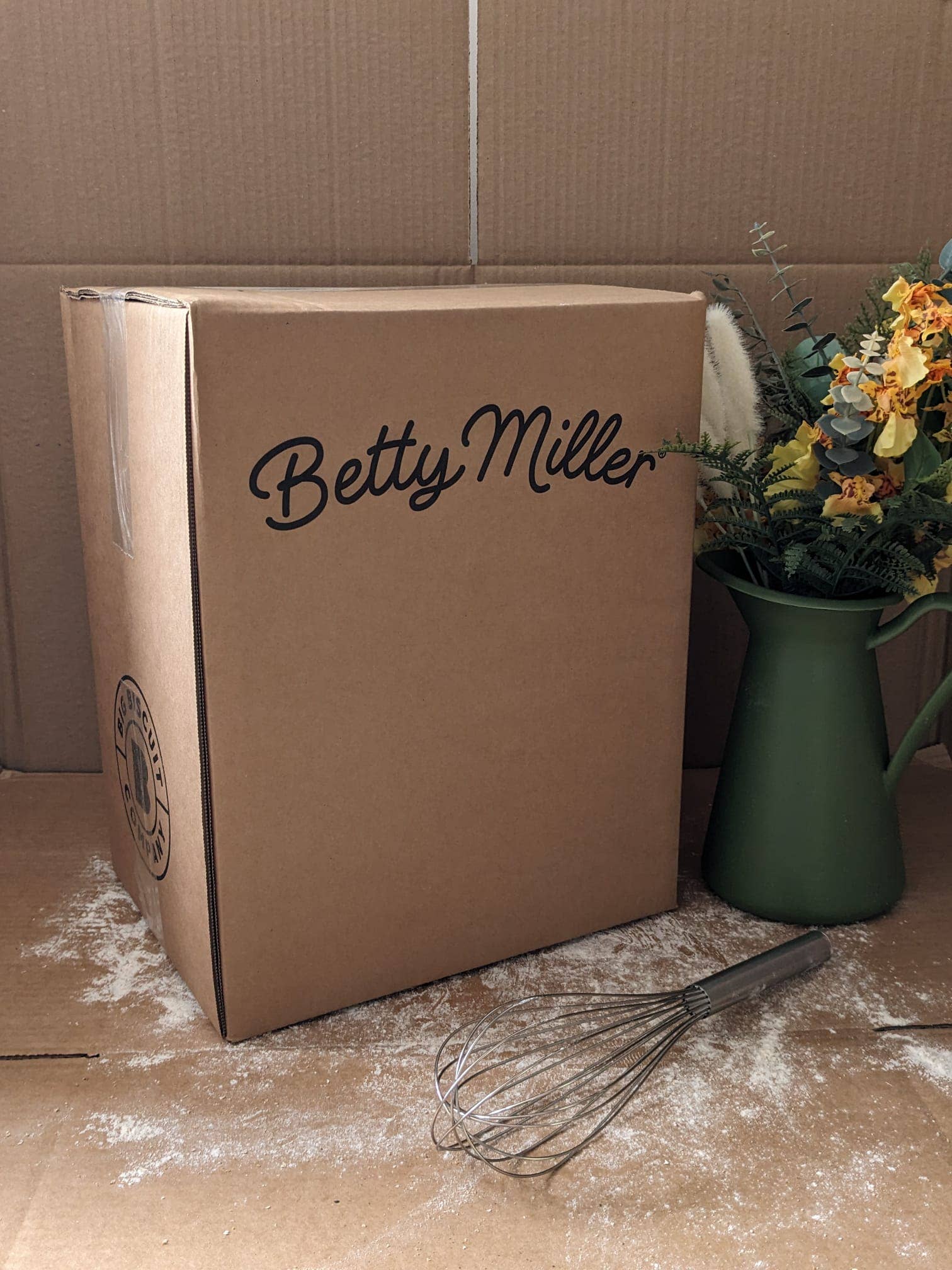 Betty Miller – wholesale Pet treats – Dog – Grain-Free Banana, Apple & Blueberry Bones 7.5kg1