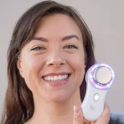 Bee Naturals - Wholesale Electronic Skincare Device - MYSKINBUDDY5