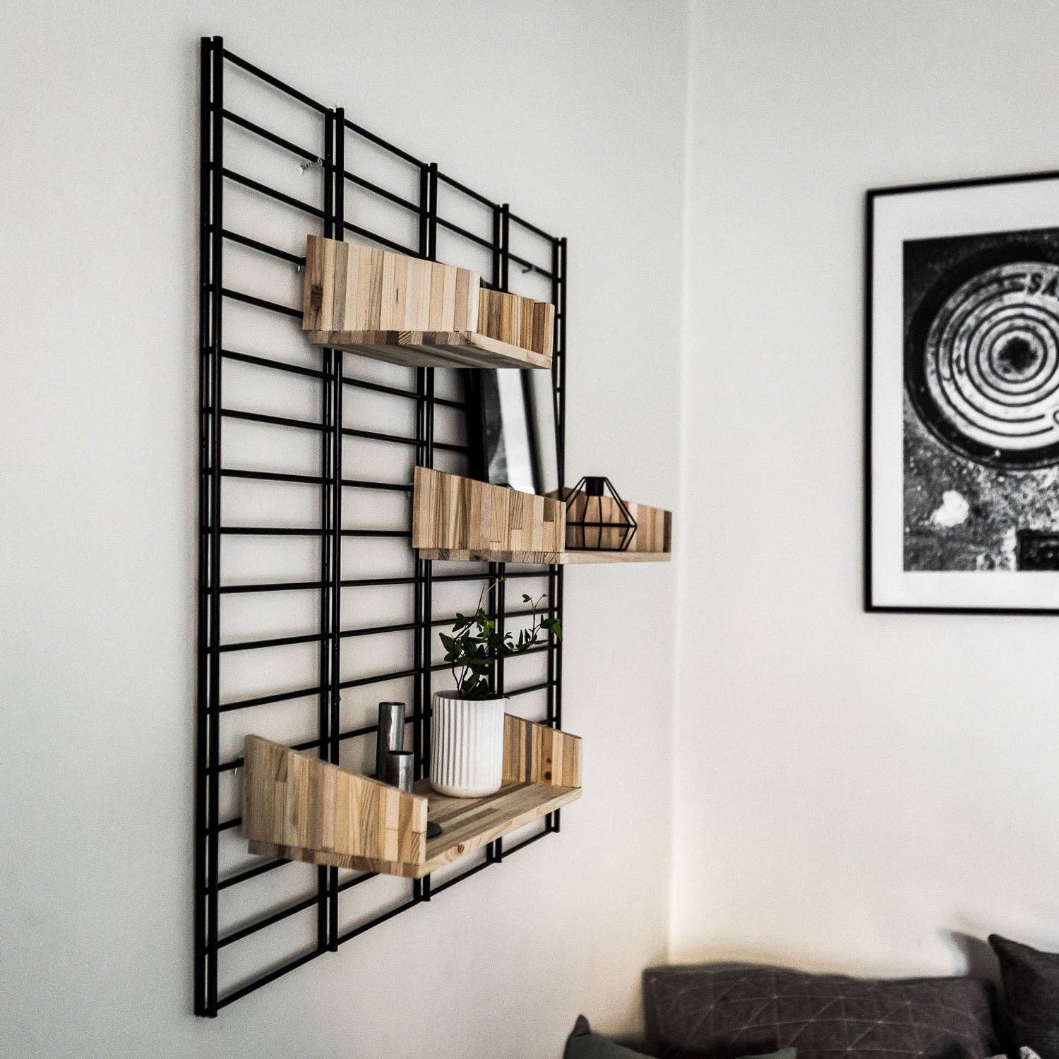 Tolhuijs Design - Wholesale Wall Mounted Shelf - FENCY “M” circular wall rack (80x75 cm)4