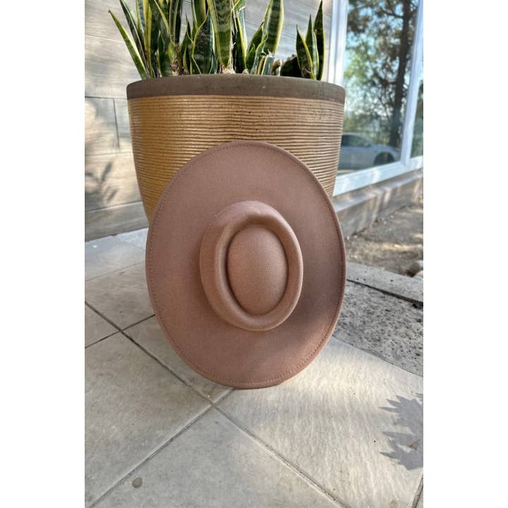 One and Only Accessories - Wholesale Fedora - Women's - Bestsellers Structured hat with a wide brim in faux felt Fas10