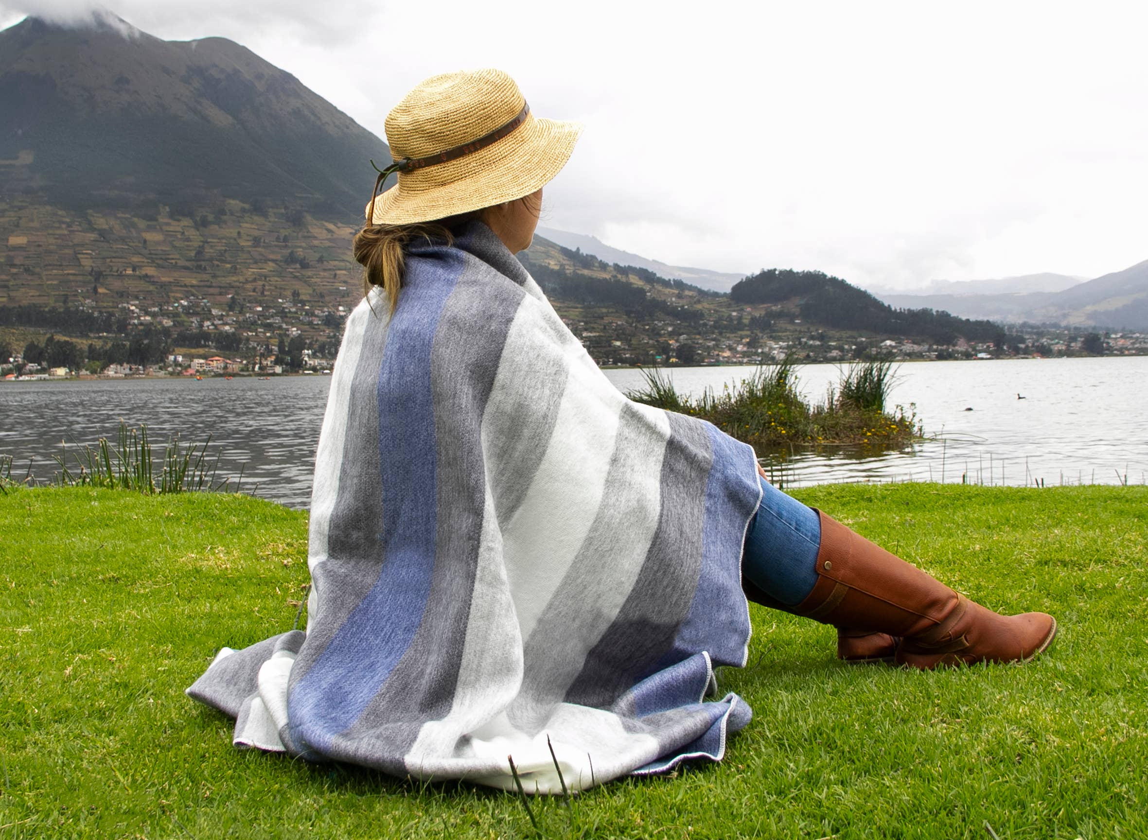 Alpakitas - Vente Plaids - Couverture en alpaga de qualité supérieure faite à la main (gris et bleu)3