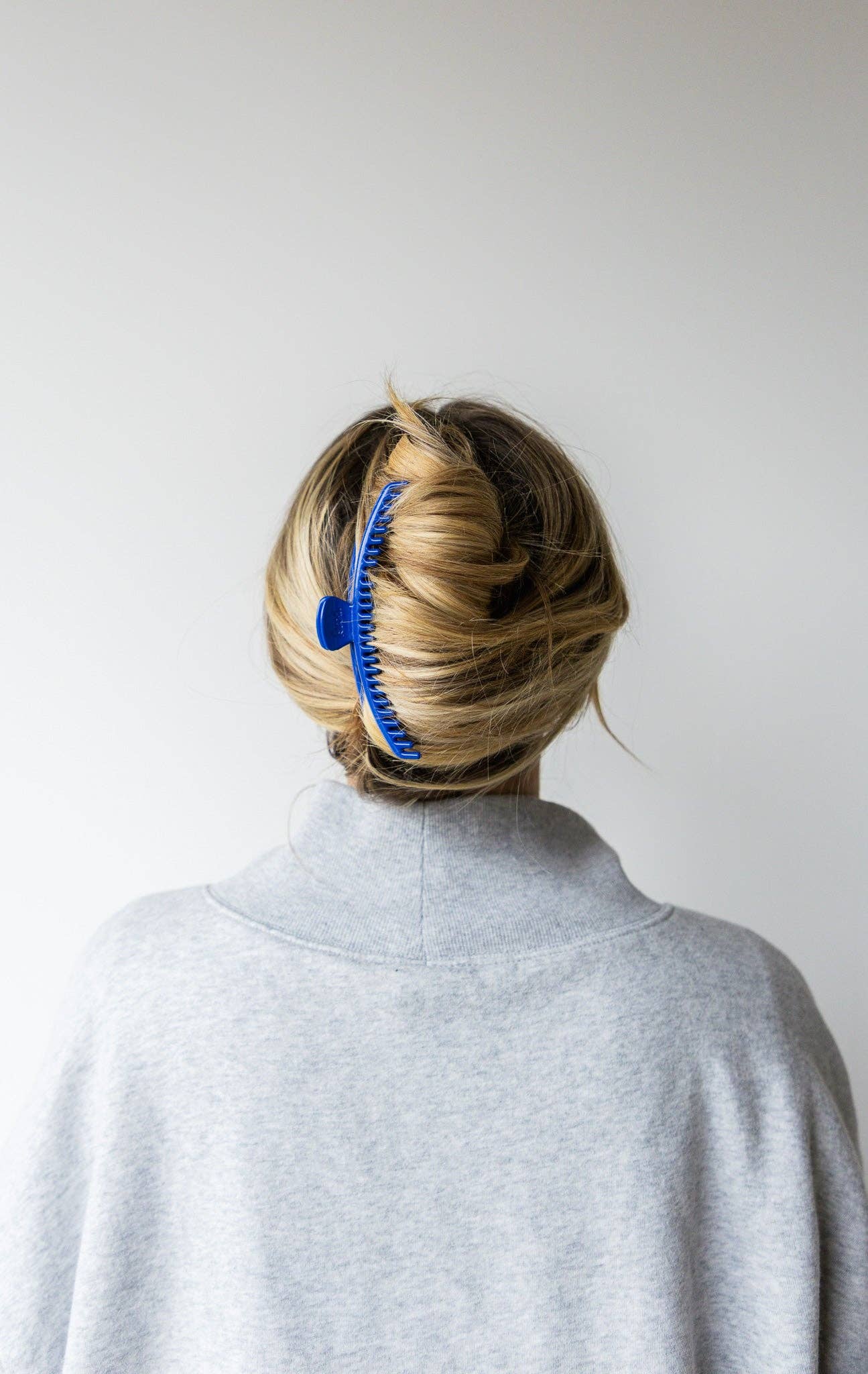 KAXI - Wholesale Hair Clip - Women's - Shiny Original Hold Everything Claw46