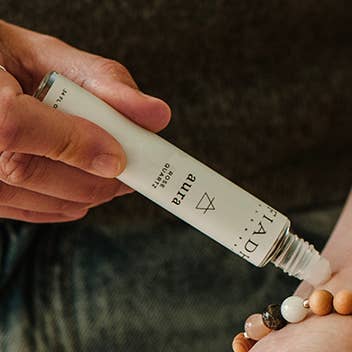 aura palo santo & frankincense | profumo personale per la vendita all'ingrosso da parte di FIADH Alchemy