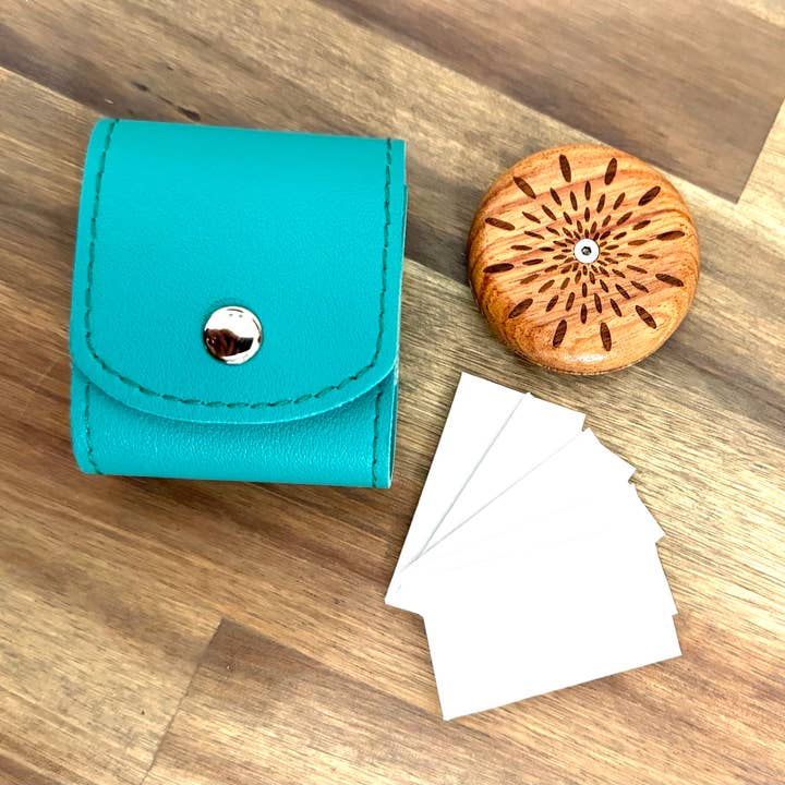 Farris Farmstead - Wholesale Kitchen Tool/Gadget - Round Bread Lame