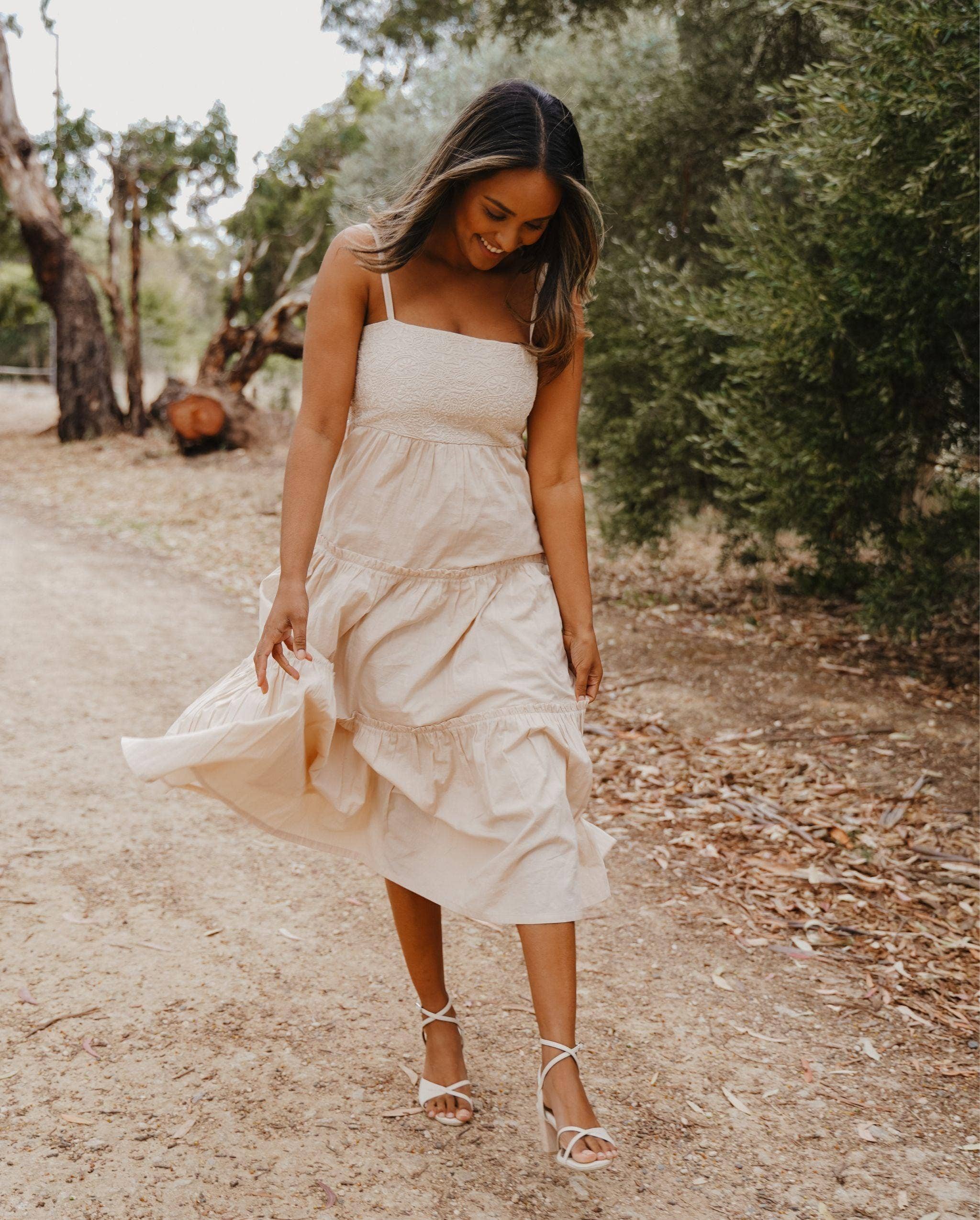 Kaasida | Women Fashion Boutique - Wholesale Dress - Women's - Zaafira Tiered Midi Dress7