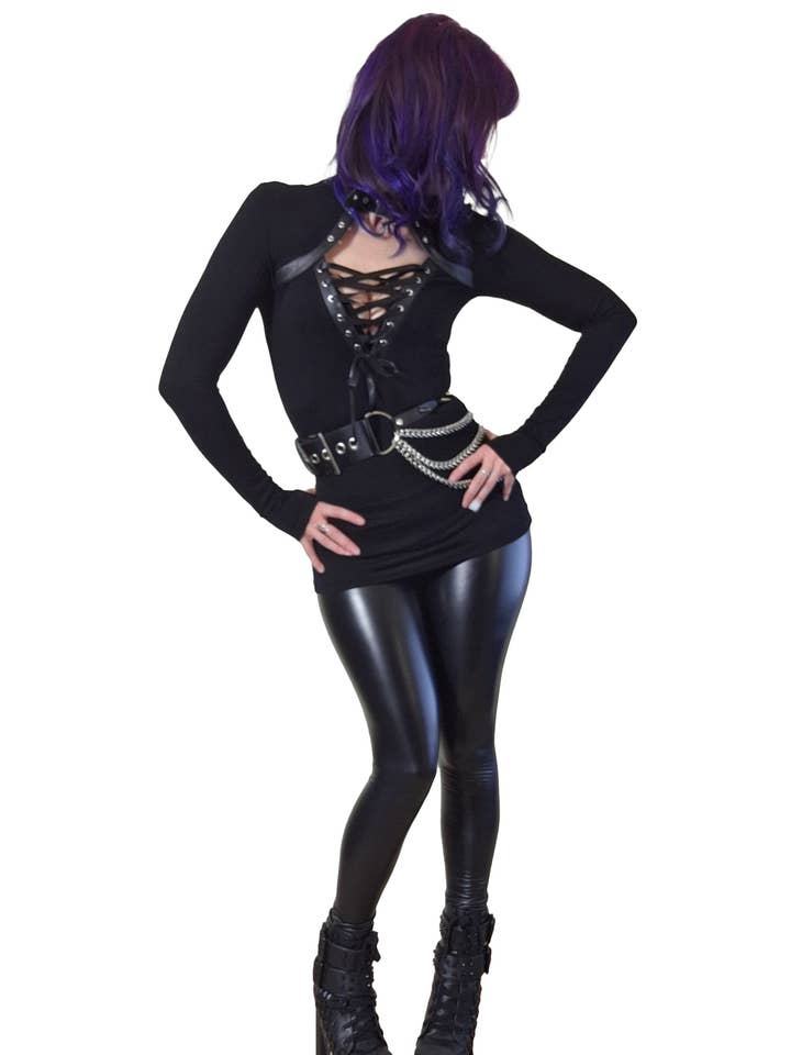 Necessary Evil (Kate's Clothing Ltd T/As) - Vendita all'ingrosso Camicetta - Donna - Necessary Evil Dione - Top a maniche lunghe con lacci0