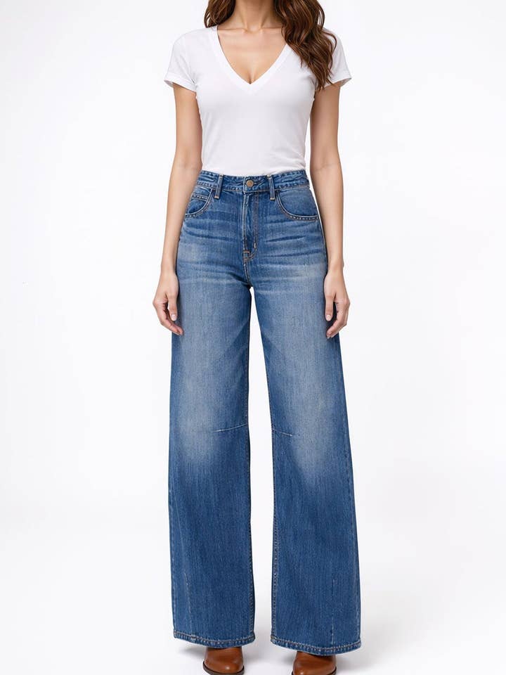 Kallie Relaxed Curve - Figueroa for wholesale by Noend Denim