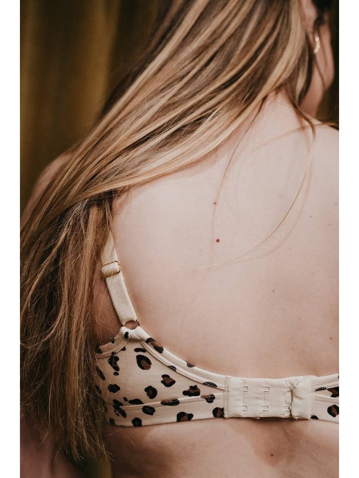 Graou Nursing Bra - Leopard in Organic Cotton - Mumderwear for wholesale on Faire2