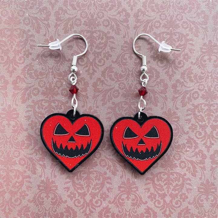 Orecchini a cuore di zucca | regalo per la ragazza gotica per la vendita all'ingrosso da parte di Simply Gothic