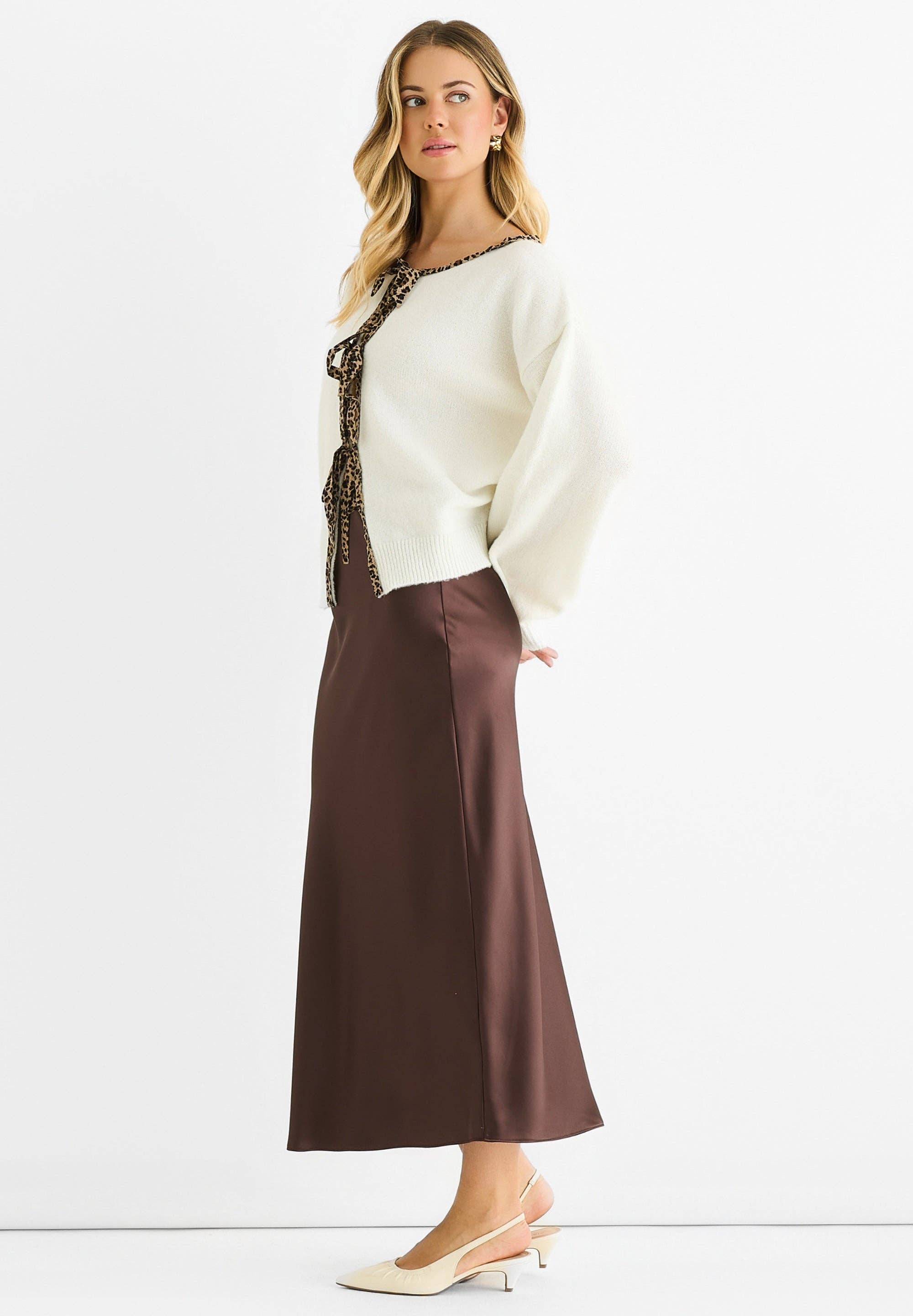 GINI LONDON – wholesale Klänning - Dam – Krämfärgad kontrast djurmotiv knyt oversized stickad kofta2