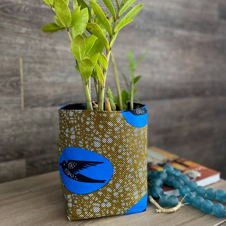 The Blue Traveling Bird - Plant Basket for wholesale by Bahaari