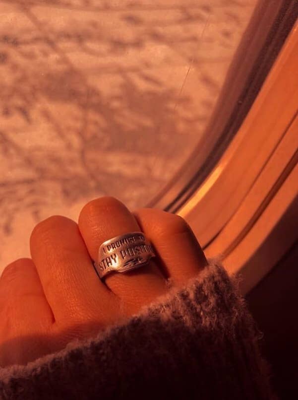 Whitney Howard Designs – Großhandel Band/Stapelring – Inspire Ringe, verstellbar — Bestseller-Geschenke5