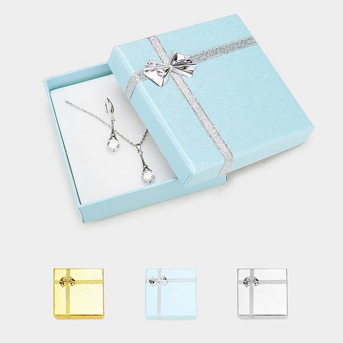 Sensibling Corp. - Wholesale Gift Box - 12PCS - Simple Bow Deco Square Gift Boxes1